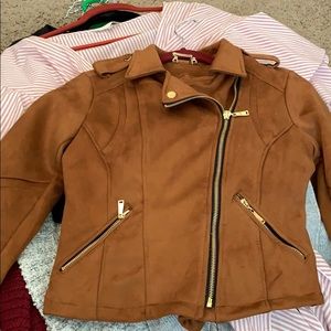 Cute camel colored stylish JouJou jacket!